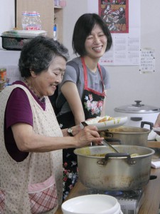 炊出しの様子